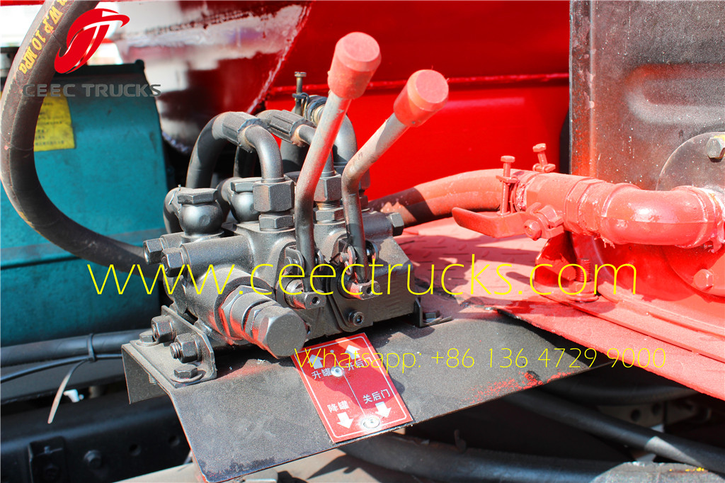 Congo customer choose Dongfeng 10000L vacuum suction trucks advantages