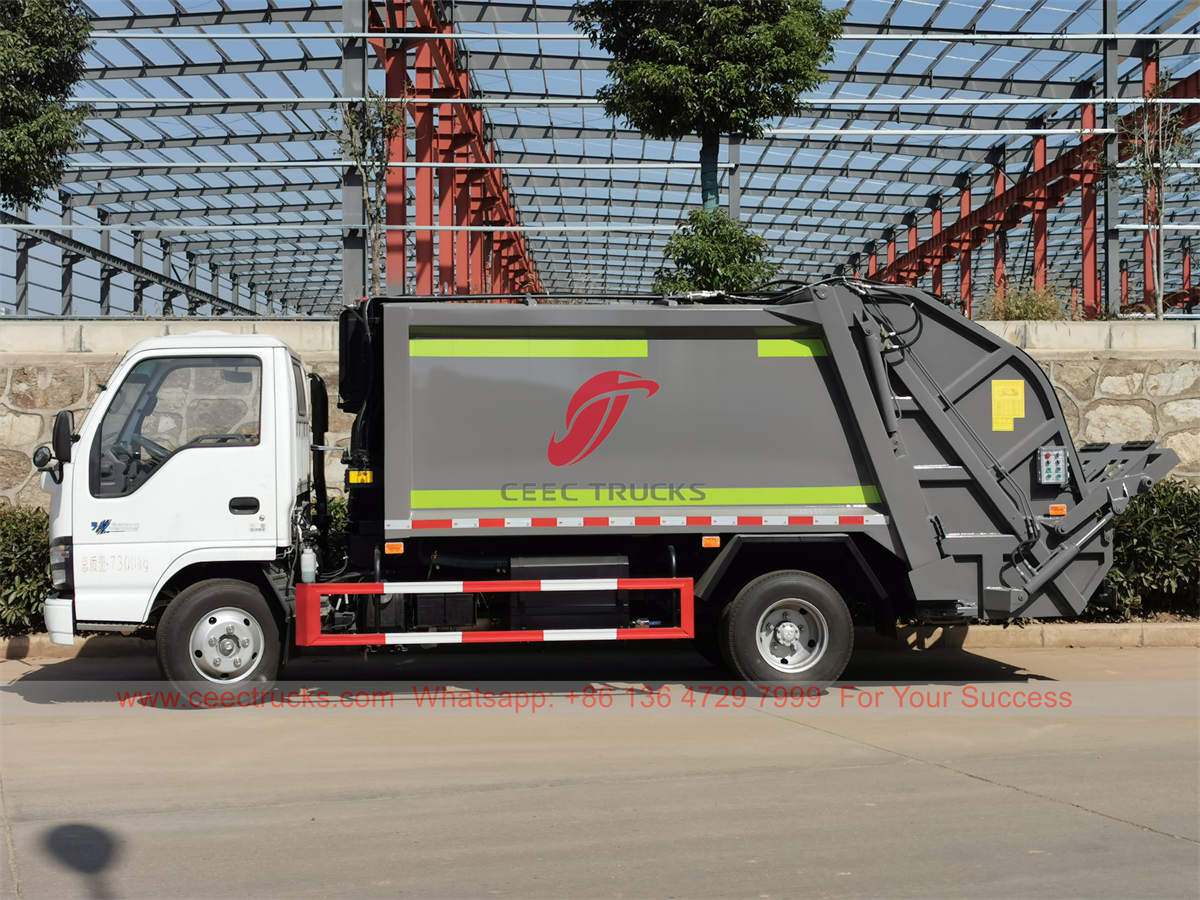 Camion de compression de déchets ISUZU 6 CBM à vendre