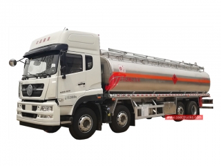 camion de transport de carburant sinotruk 8x4-CEEC TRUCKS