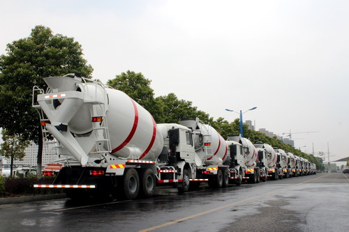 20 unités shacman 10 m3 mélangeur camion exportation vers ouzbekistan