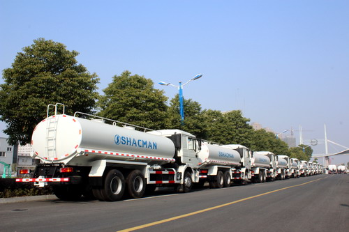 30 unités de camion d'eau shacman exportation vers angola