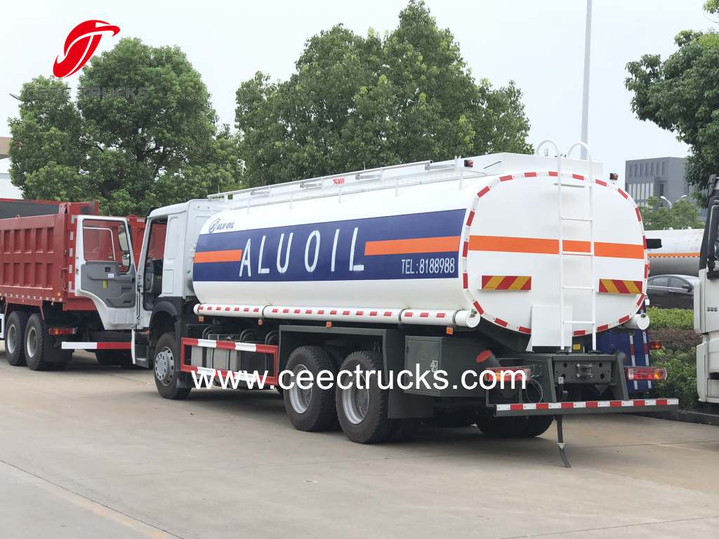 SINOTRUK HOWO 6X6 all wheel drive Fuel bowser Oil tanker trucks