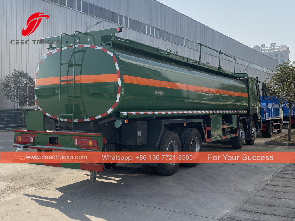 SINOTRUK HOWO 8x4 Fuel Diesel Oil Delivery Tanker Trucks for sale