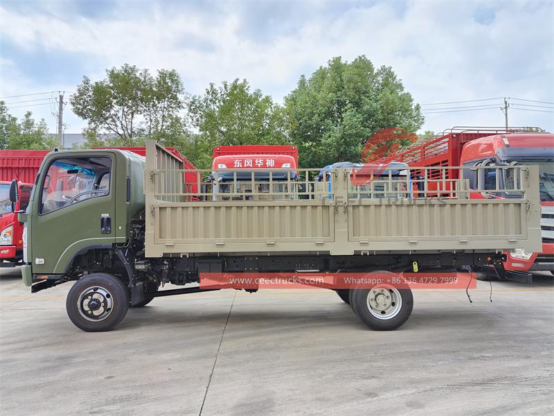 ISUZU ELF 4X4 Military cargo truck