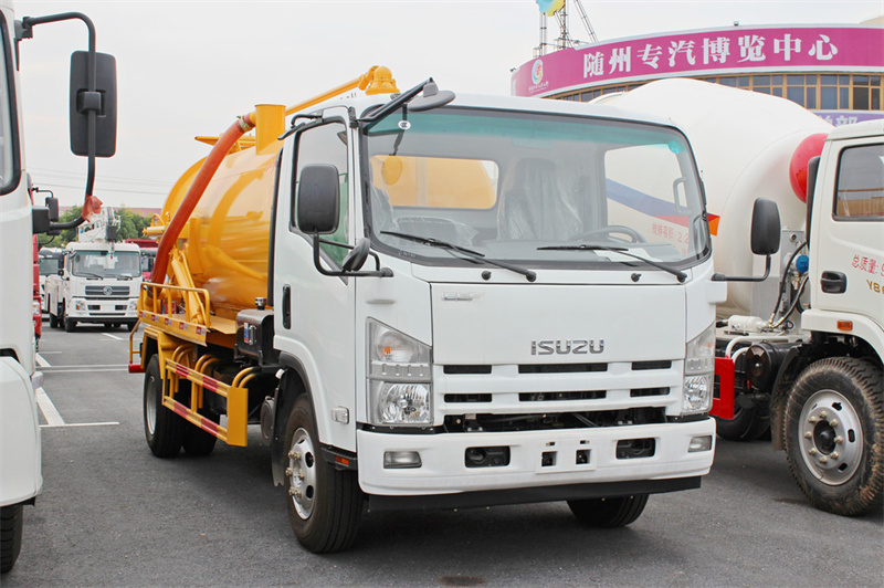 Camion d'aspiration des eaux usées Isuzu 10 000 litres