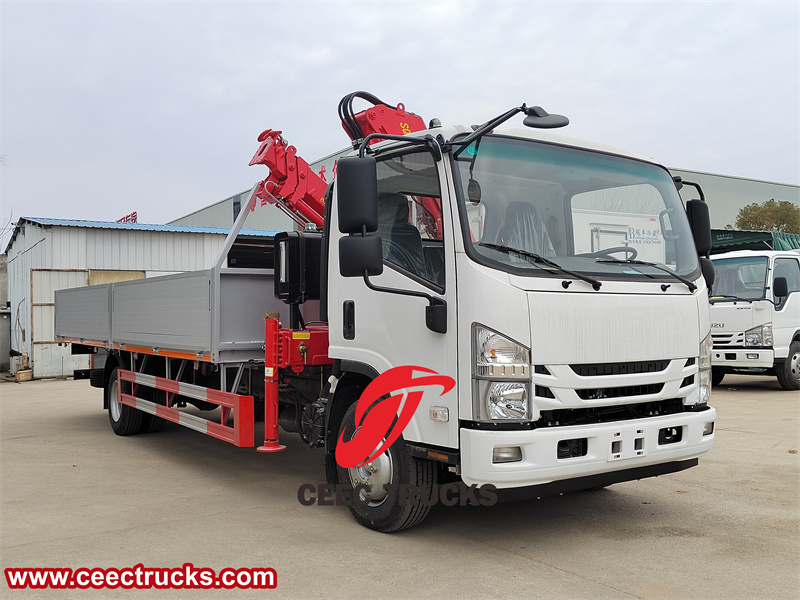 Philippines ISUZU 700P knuckle boom truck crane