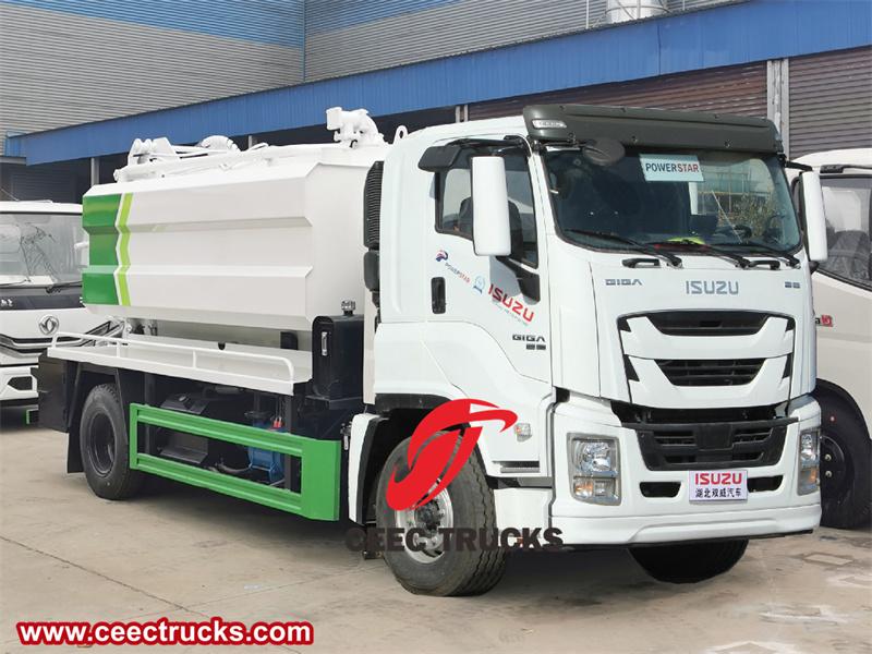 Isuzu GIGA 4x2 combined sewage jetting truck