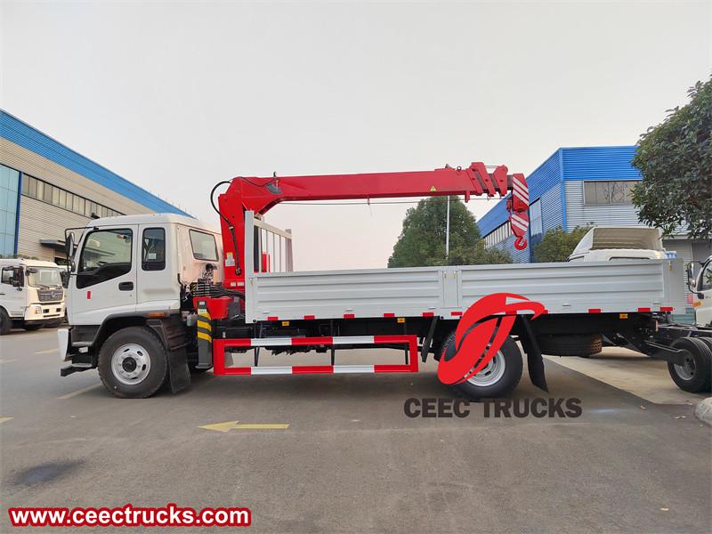 Isuzu FTR lorry truck with hydraulic crane 