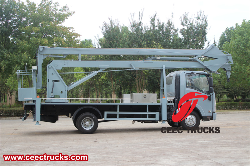 Isuzu KV100 knuckle boom aerial platform truck