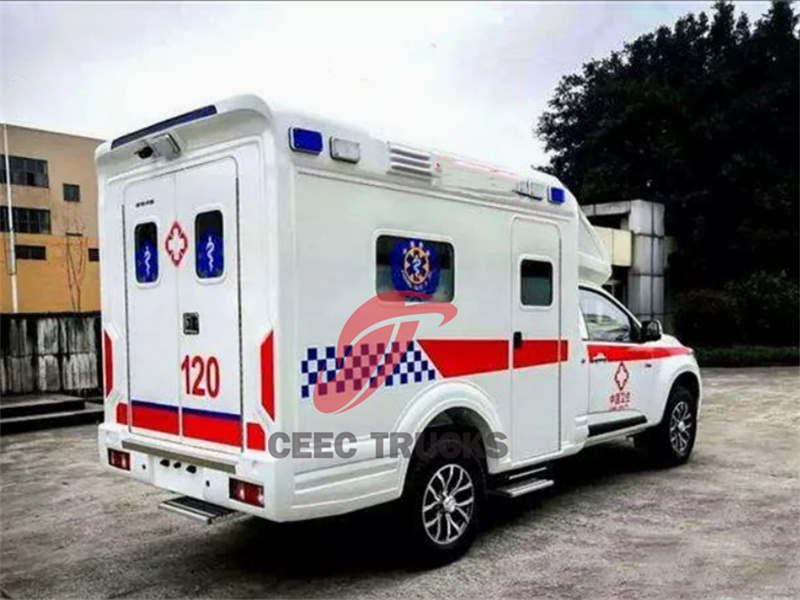 ISUZU pick-up 4x4 ambulance