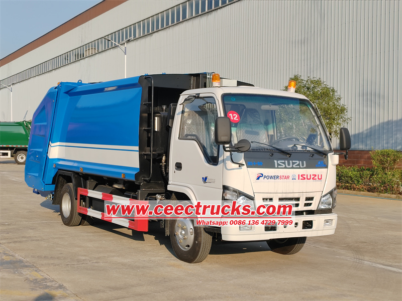 Isuzu 8 cbm hydraulic rear loading garbage truck