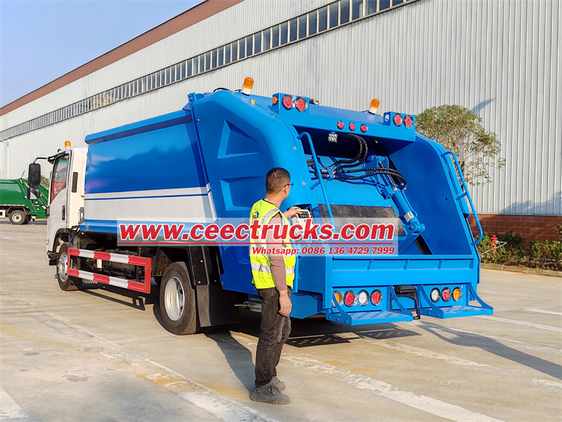 ISUZU NPR 10cbm garbage compactor truck