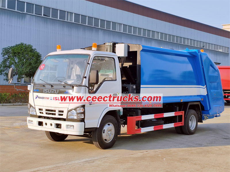 ISUZU NKR 8CBM garbage compactor truck