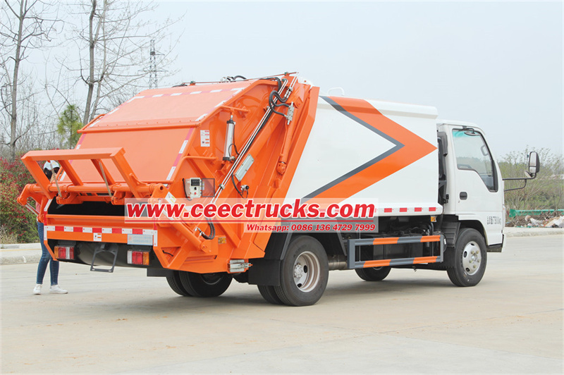 ISUZU NKR garbage rear loader ISUZU NKR garbage rear loader
