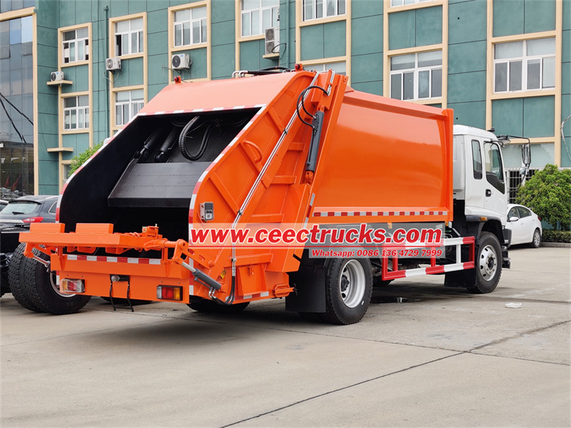 ISUZU FVR garbage compactor truck