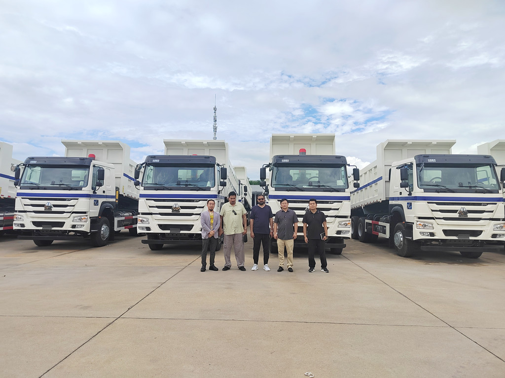 HOWO tipper trucks ready for shipment