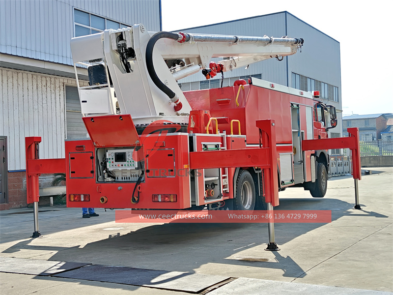 Howo water & foam with mounted high reach extendable turret
