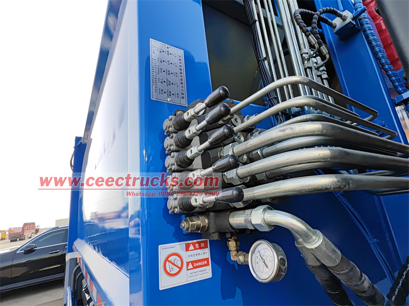 Driver-Side Manual joystick: