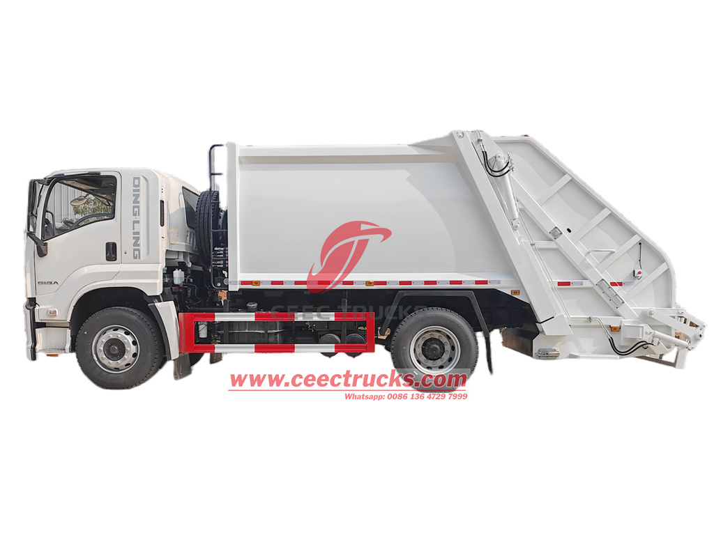 Isuzu GIGA 4X 10cbm rear loader compactor truck