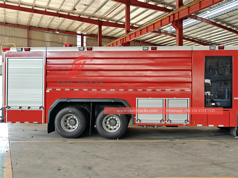 Howo heavy-duty 8x4 fire fighting truck
