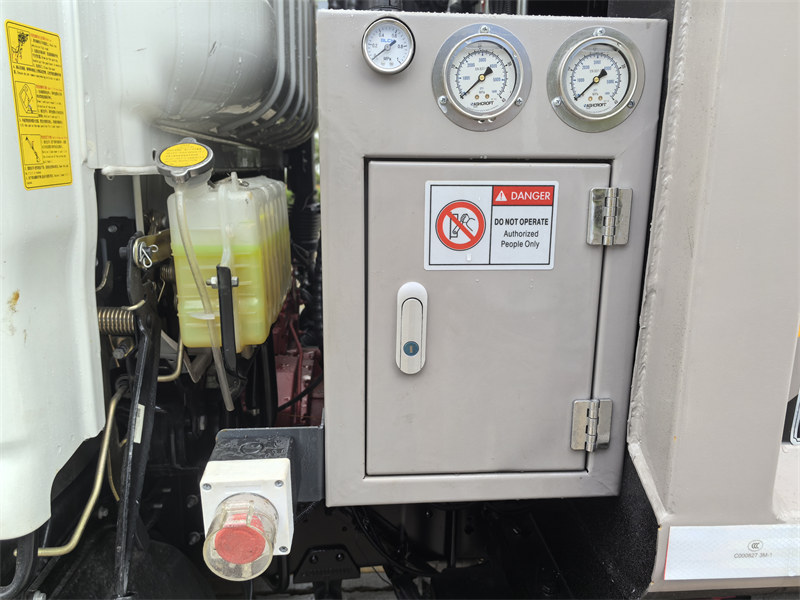 FOTON garbage truck control device