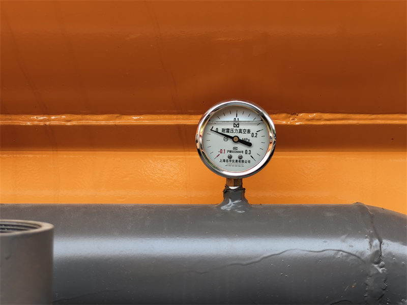 Howo vacuum sewer tank truck