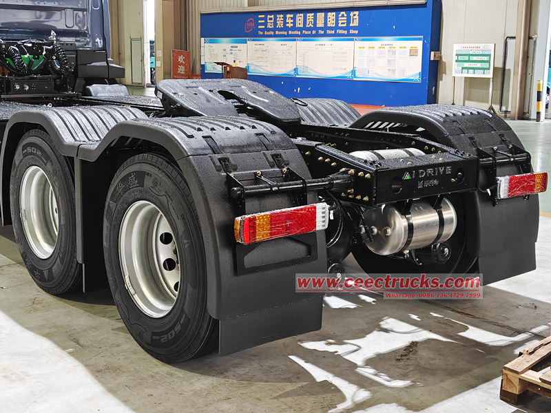 ISUZU Electric Big Rig Tractor Truck rear view