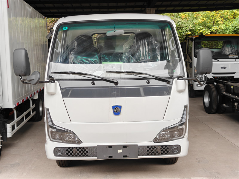 ISUZU EV Truck Unit cabin