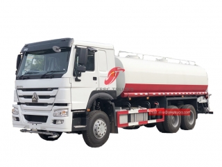 Camion de pulvérisation d'eau 20,000l howo-CEEC TRUCKS