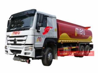  HOWO  6 × 4  371HP camion-citerne de carburant