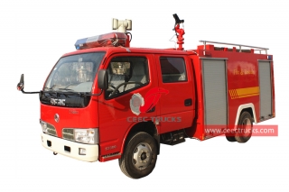  Dongfeng 4 × 2 lutte contre les incendies un camion