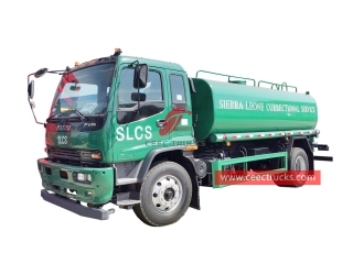 camion de pulvérisation d'eau isuzu fvr à vendre