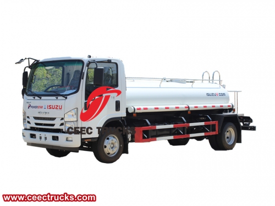 Isuzu 4x4 4cbm off-road potable water tanker for sale