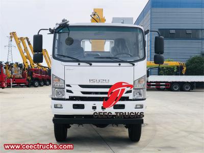 Isuzu 700P 4x4 off road boom crane truck