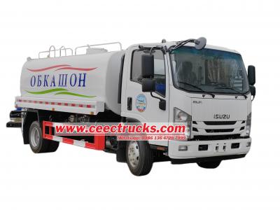 Isuzu water hauling tanker truck