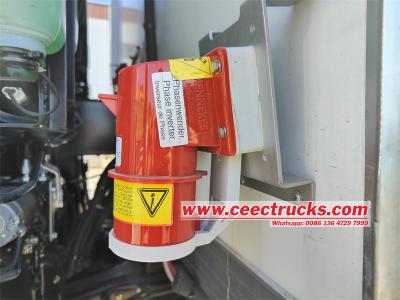 Isuzu 8x4 refrigerated reefer box truck