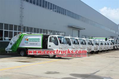 ISUZU mini ELF NKR 5CBM rear loader garbage truck