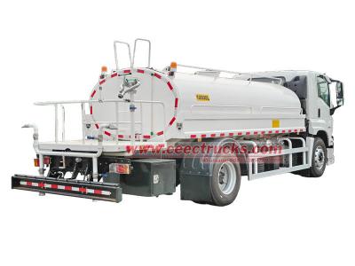 Isuzu GIGA lorry water tank