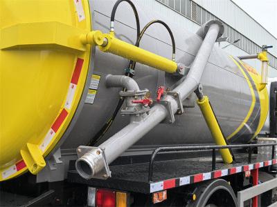 Isuzu light 8,000L vacuum suction truck