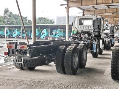 ISUZU GIGA 8x4 lorry cargo truck with 6WG1 engine
