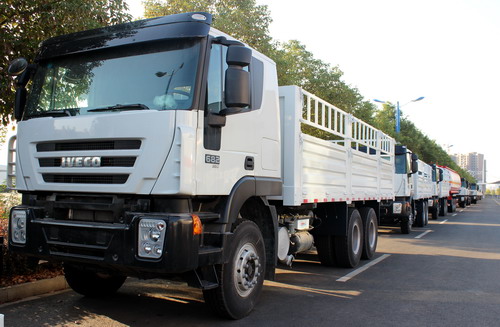 100 unités de camions-citernes et de camions de transport iveco exportées vers ethopia