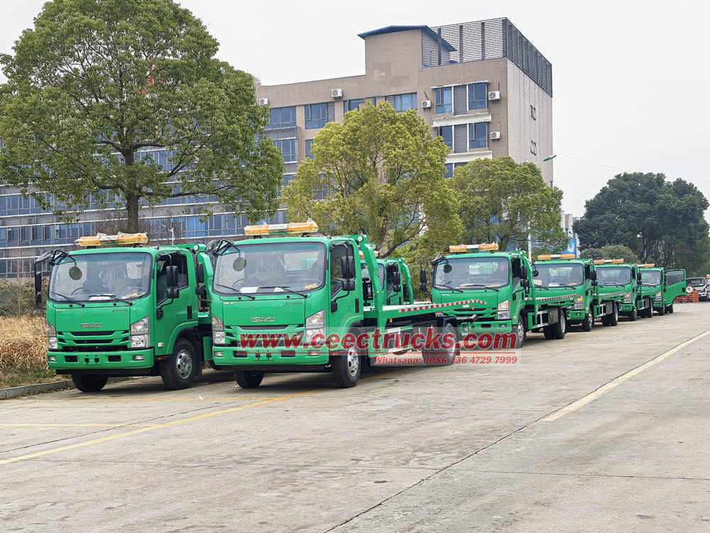 Isuzu ELF 5ton flatbed wrecker truck