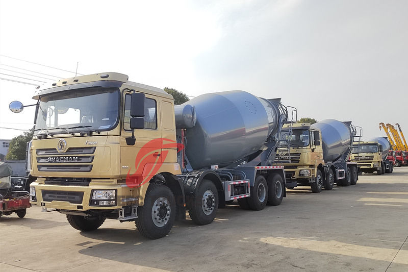 Camion malaxeur à béton Shacman 380hp F3000 8x4