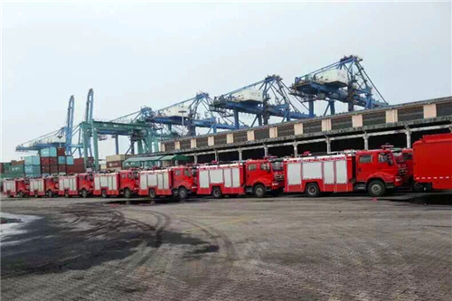 122 unités exportation philippine camion de pompiers isuzu
