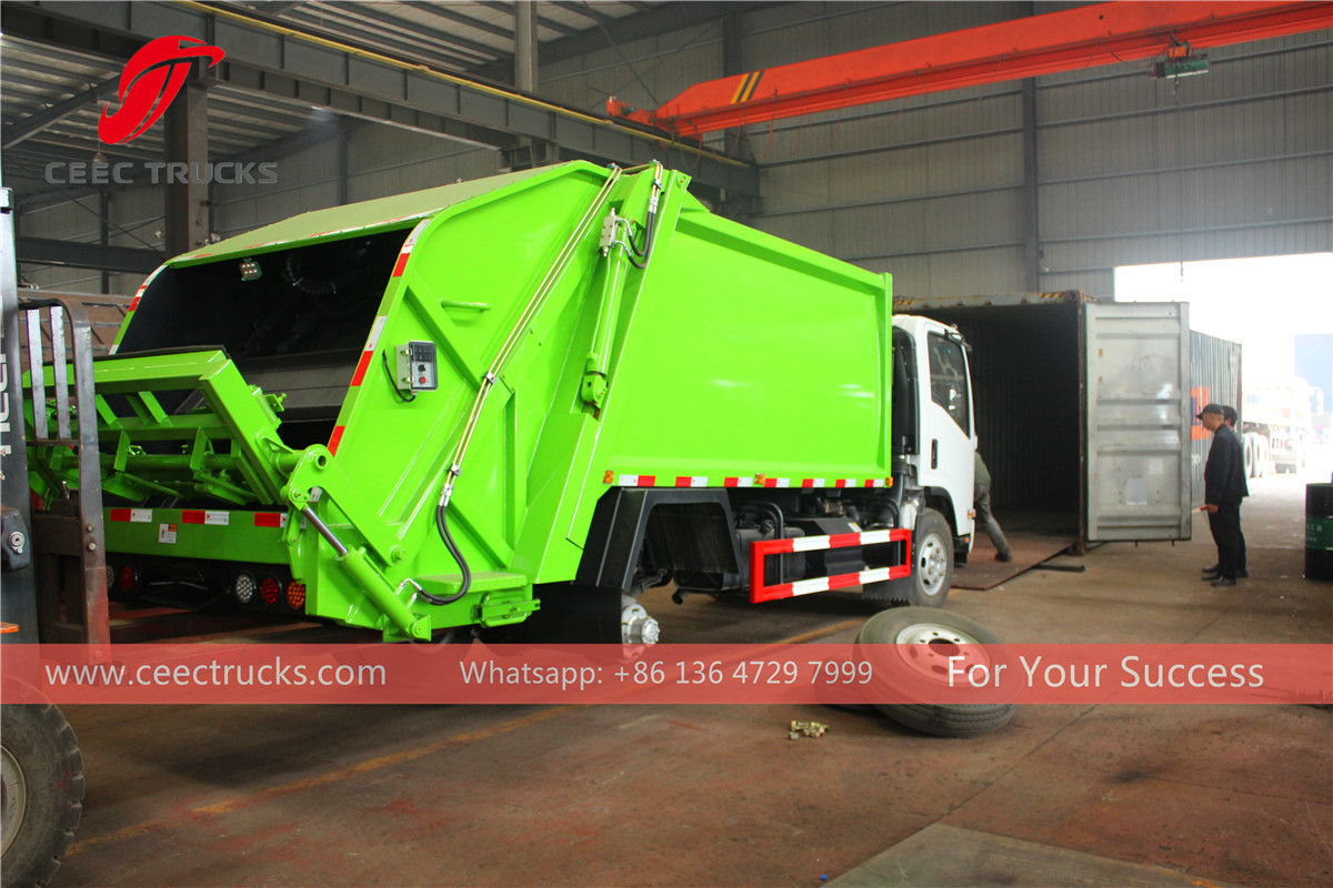 Cabo Verde - 1 camion compacteur d'ordures dans un conteneur de 40 hq